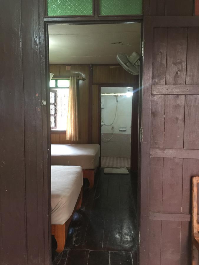 Dalom Guesthouse Дон Дет Экстерьер фото