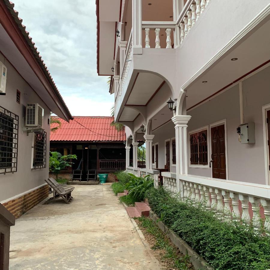 Dalom Guesthouse Дон Дет Экстерьер фото
